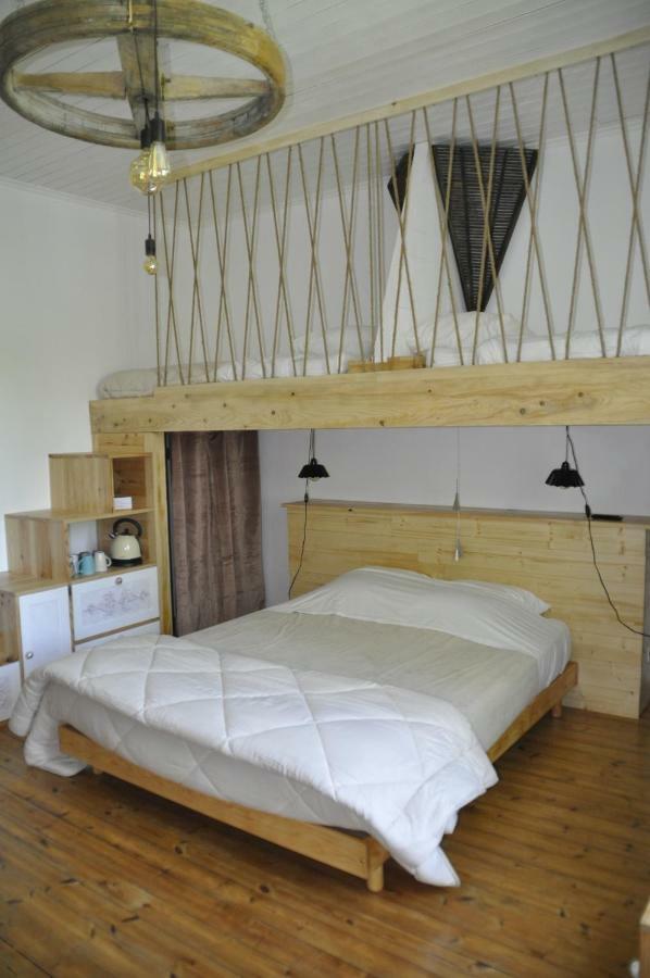 Bed and Breakfast Loustalneou Saint-Pierre-de-Clairac Exterior foto